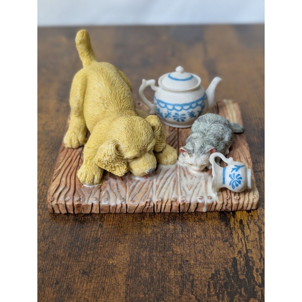 VTG Hamilton Gifts 1992 Partners In Crime HIDING THE EVIDENCE Figurine Dog Cat